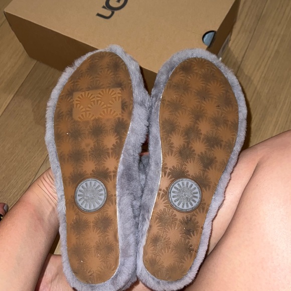 Ugg oh yeah slipper - Picture 3 of 4